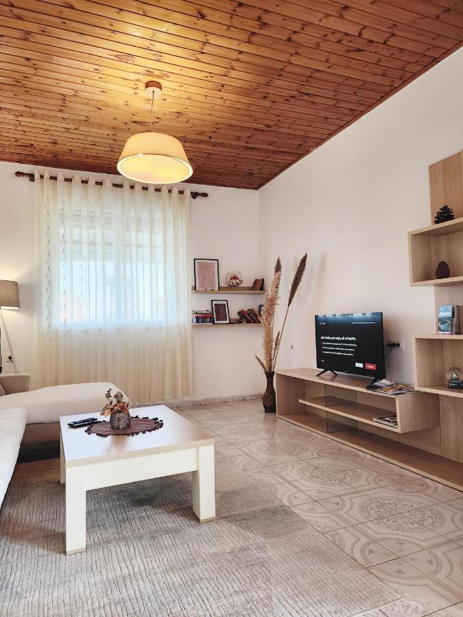 Mia - Entire With Balcony & Garden Apartamento